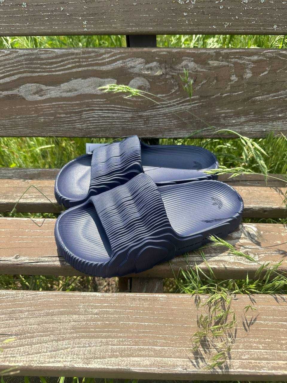 Адідас шльопанці Adilette 22 нові кольори