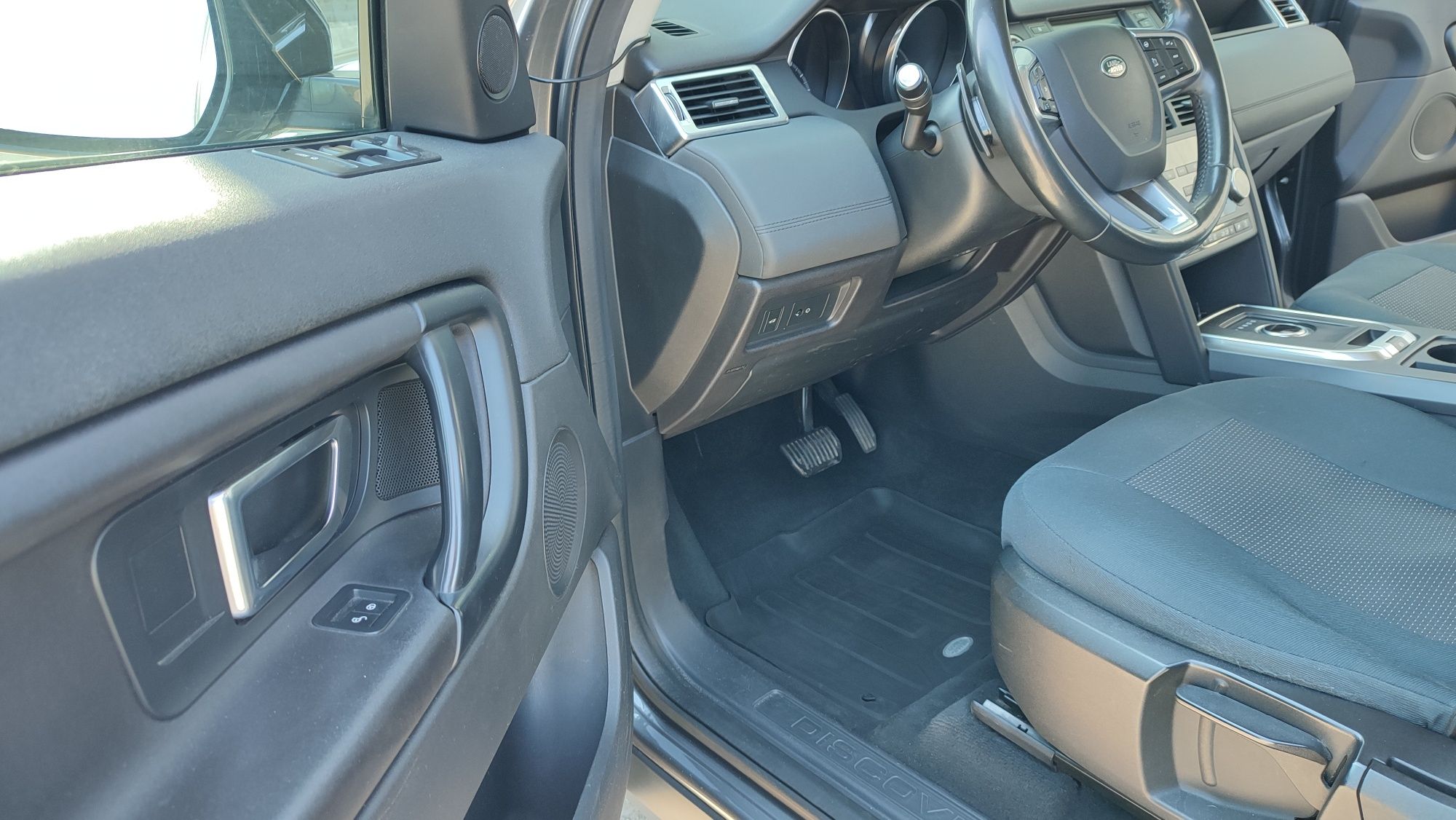 Land Rover Discovery Sport 2017