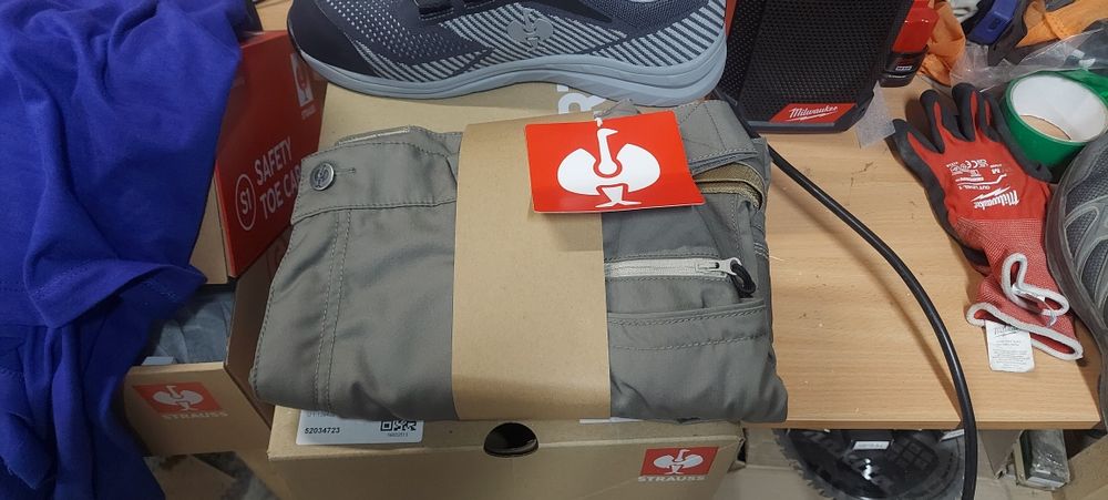 Літні робочі шорти  страус, STRAUSS e.s.motion розмір 48, 50, НОВІ