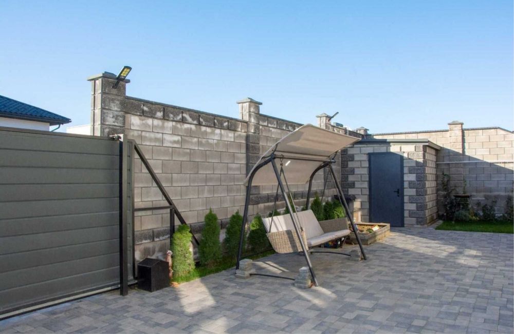 Котедж у Рівному – повністю готовий для проживання!