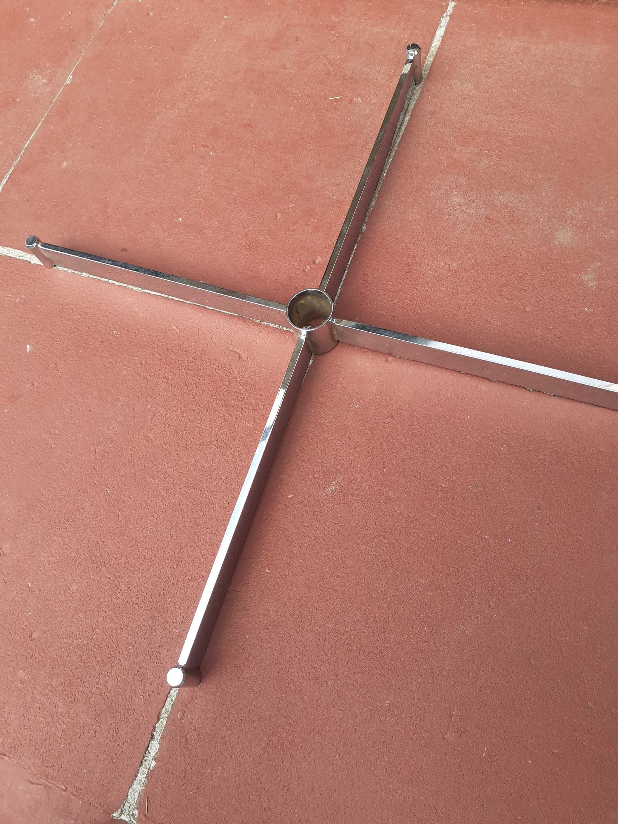 Stojak uchwyt pod parasol ogrodowy metalowy- 4 wzory