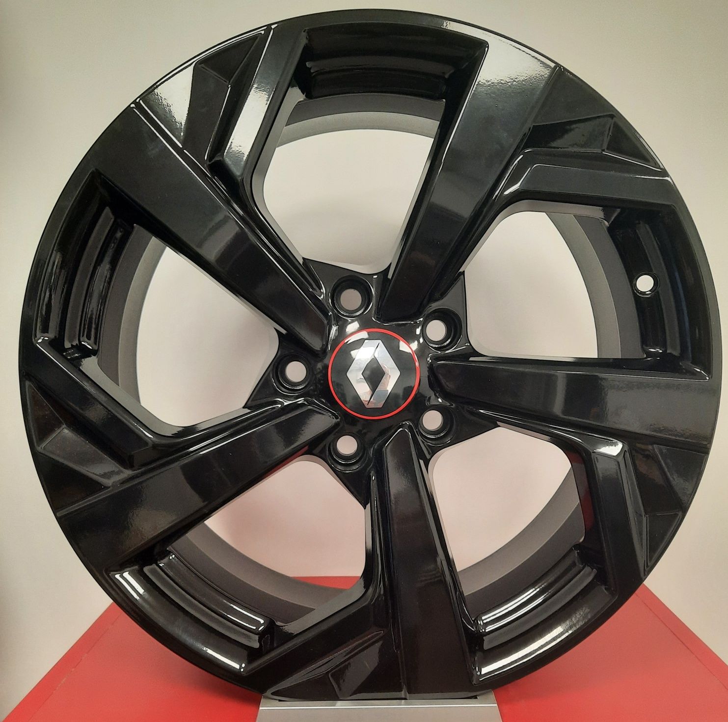 Jantes 17" Renault Nissan 5x114,3 novas na caixa