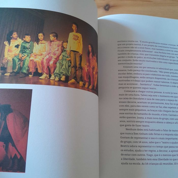 Paredes com Teatro : a cidadania em palco