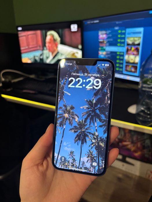 iPhone 13 128 гб 69% батарея