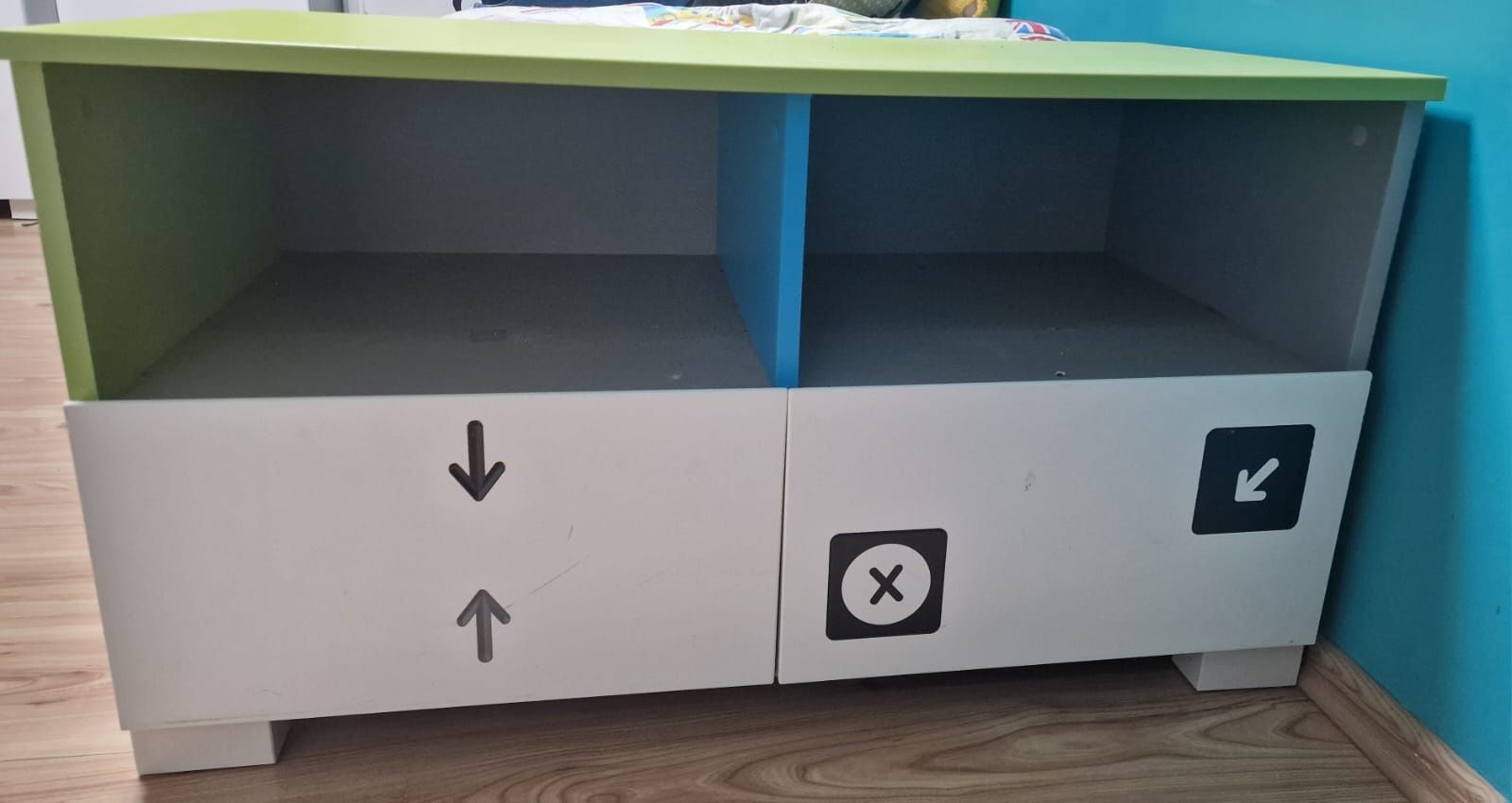 Sprzedam szafkę Meblik,  idealna pod biurko