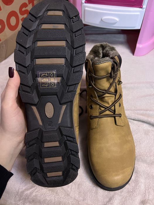 Продам мужские зимние ботинки 46р