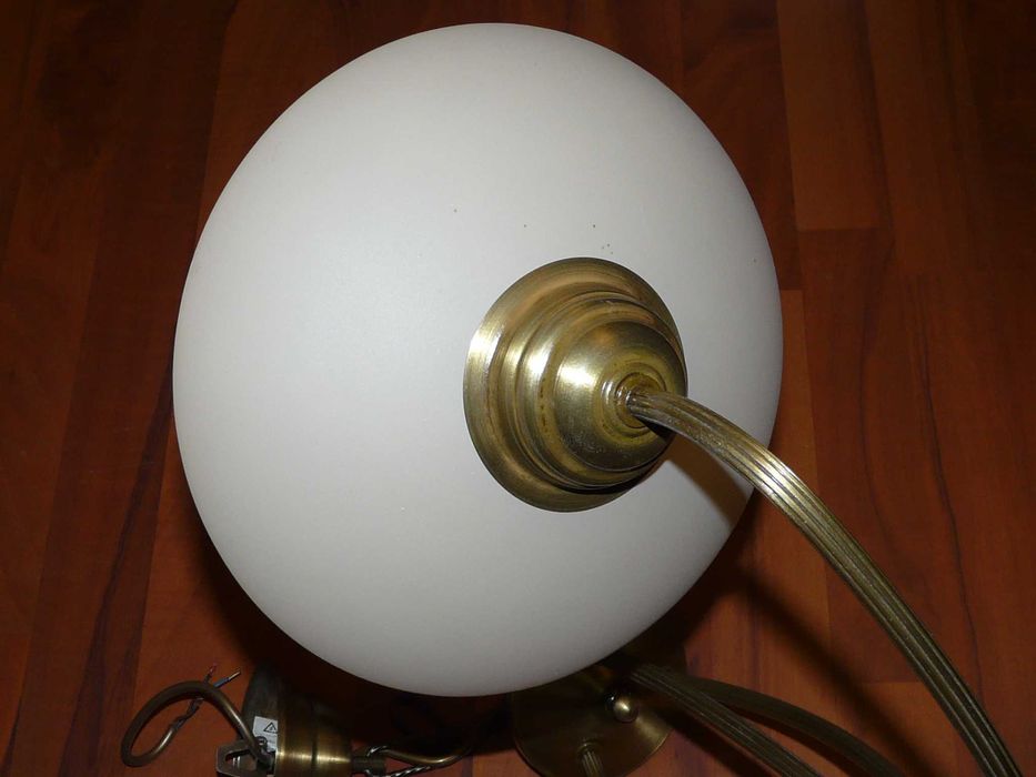 Lampa salonowa gabinetowa do sypialni mosiężna 3 klosze tzw. berety