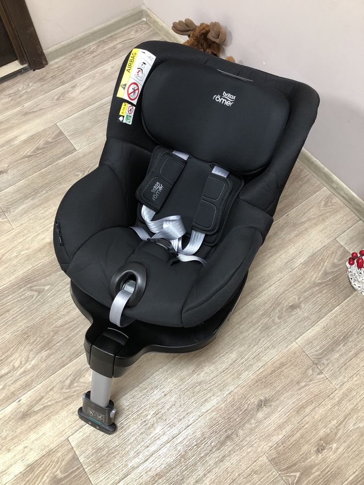 Автокрісло Britax Römer DUALFIX M i-SIZE Група 0+/1 (0-18 кг)