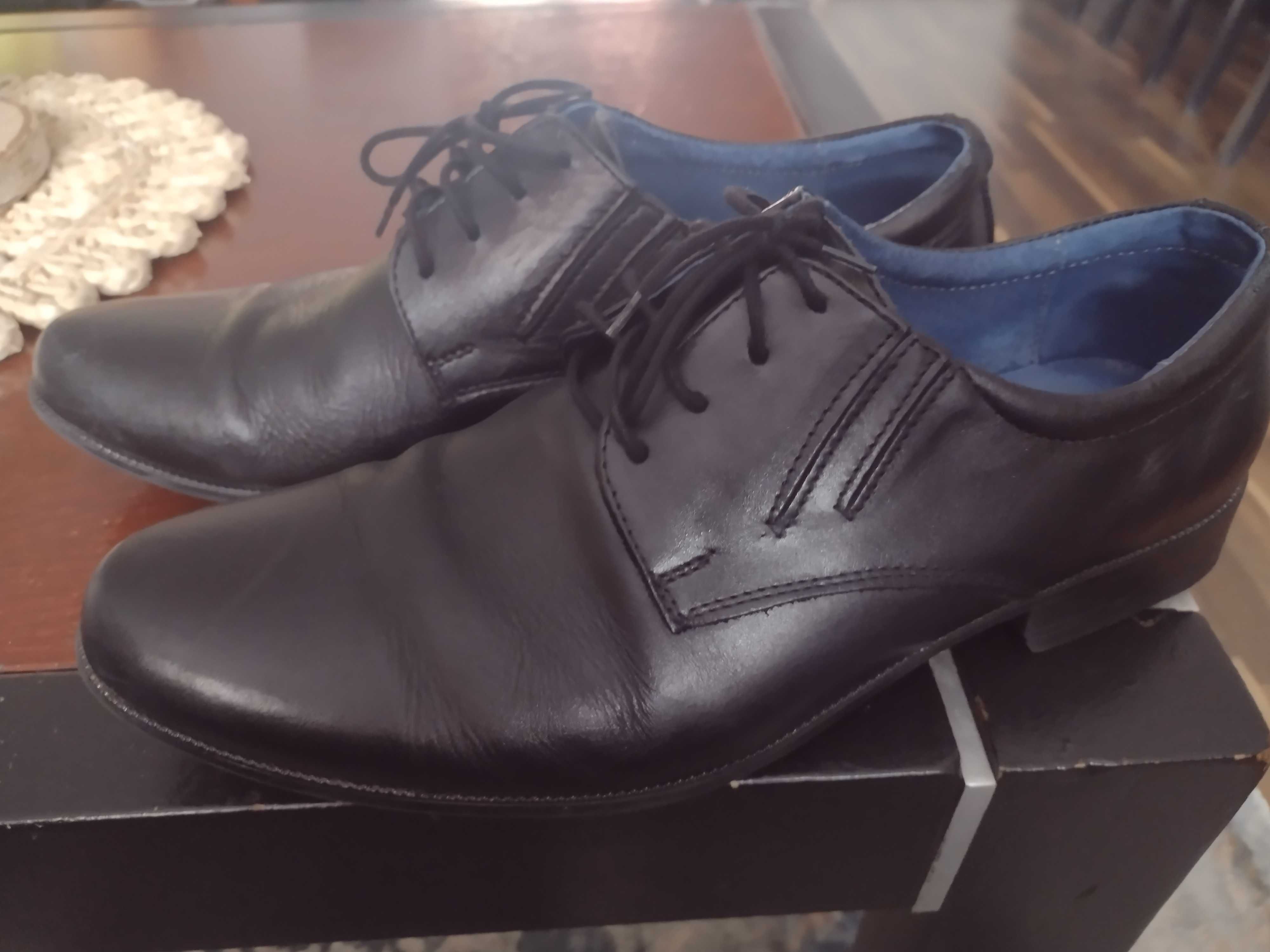 Buty męskie eleganckie 43