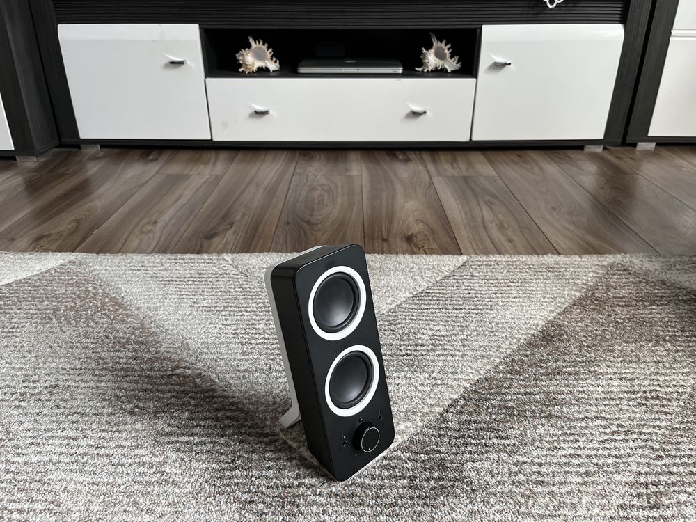 Głośnik sieciowy Logitech Z-200 (custom projekt) o mocy 2x4,5W DIY