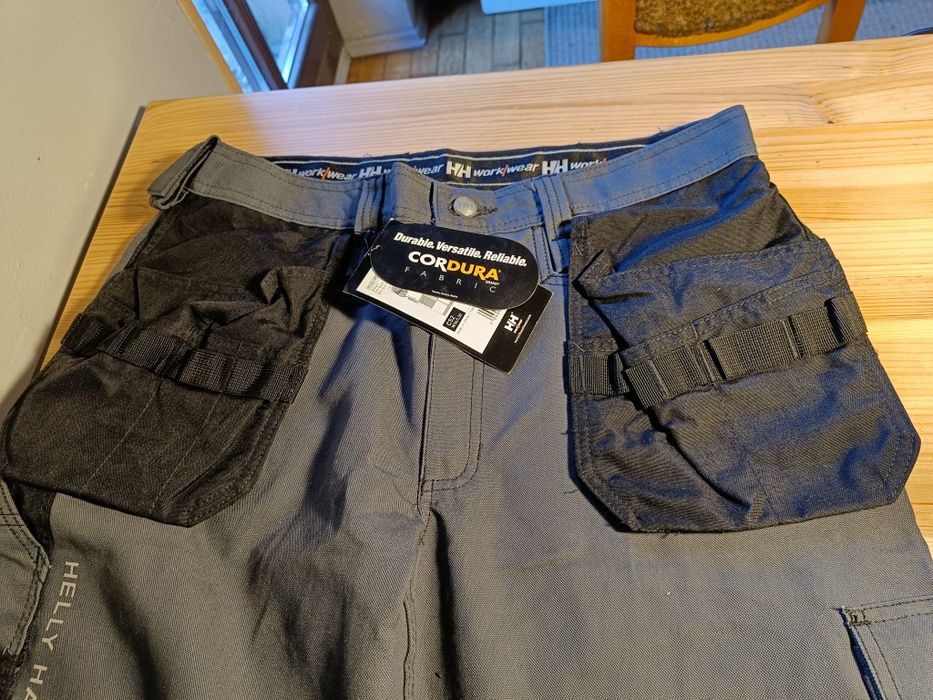 Helly Hansen Chelsea spodnie robocze roz. C52 (W36, L32)