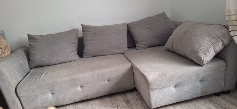 Naroznik 245x 150 rozkladany z funkcją spania