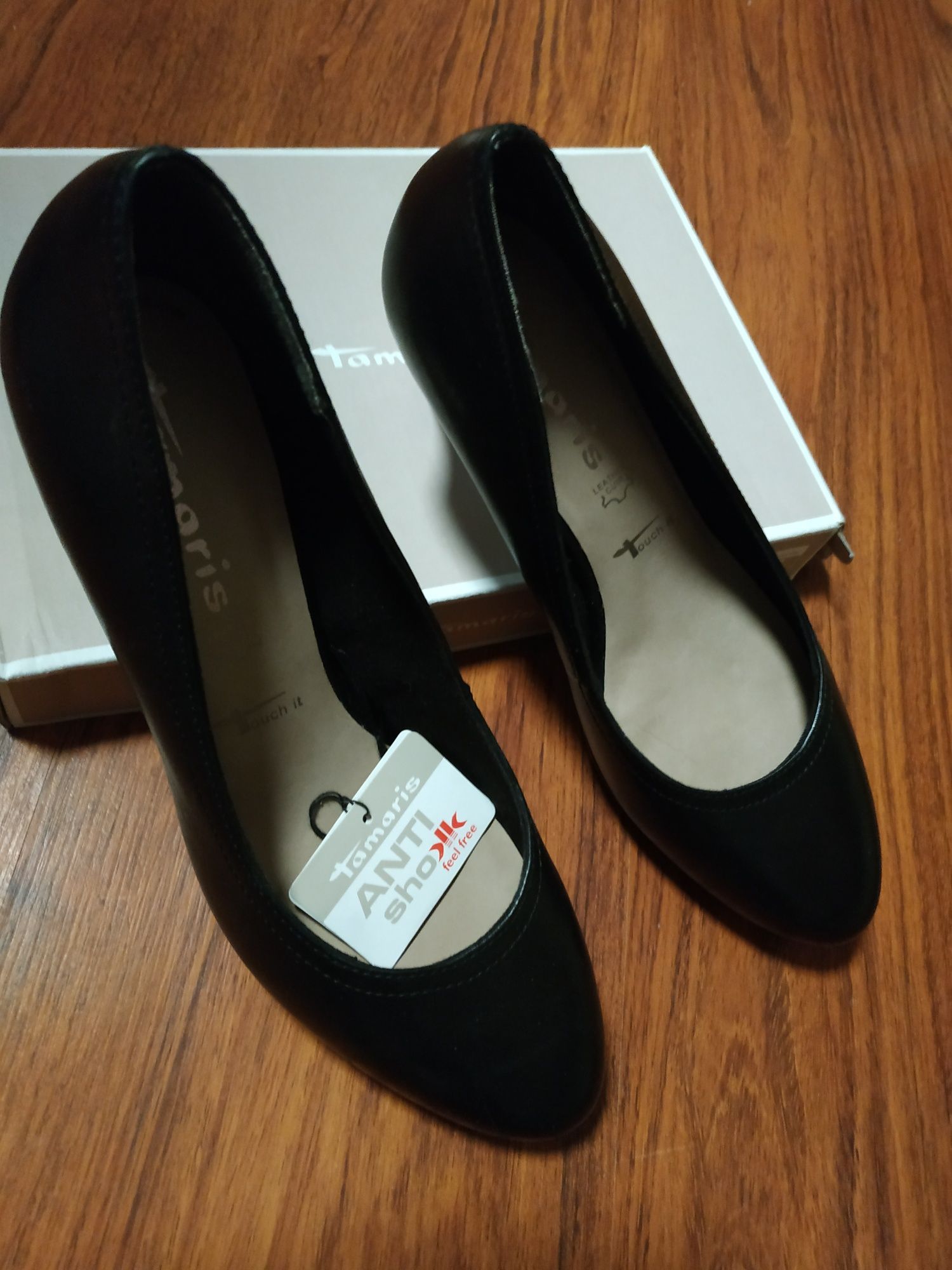 Туфлі жіночі Tamaris 1/1-22410/28 001 BLACK