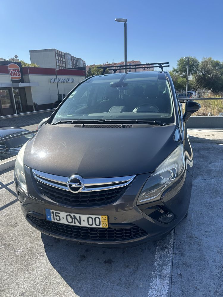 OPEL ZAFIRA 7 LUGARES 1.6 2014