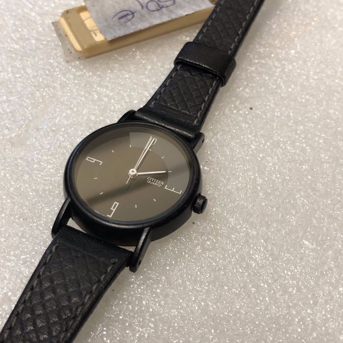 Relógio Citizen Quartz 27mm - Nunca Usado com Etiqueta