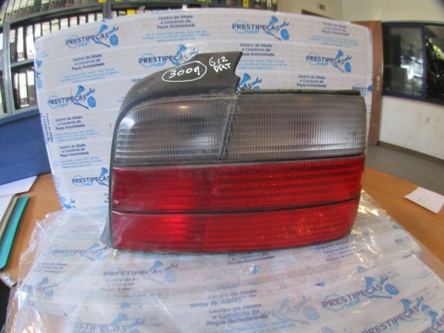 Farol Tras Stop3001 BMW E36 318 BERLINE 2000 1.7D 90CV 4P BORDEAUX DRT