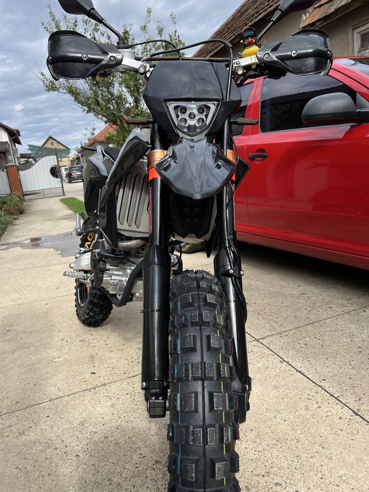Kovi max 300 motard.