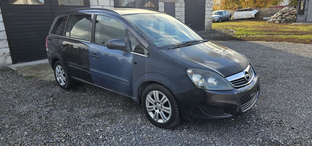 Opel Zafira 2012 r 1.7 Diesel 7 osób