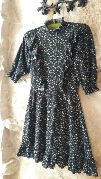 Vestido florido" zara" tamanho s