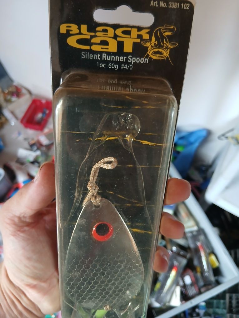 Nowa blacha wędkarska sumowa  black cat 60g