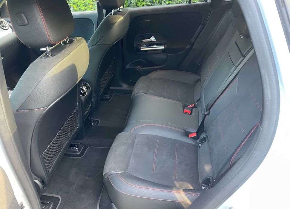 2021 Mercedes-Benz EQA 350 66.5kWh 4-Matic AMG Line