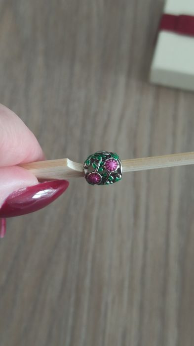 Zawieszka srebrna 925 w stylu Pandora – ptaszek wśród liści