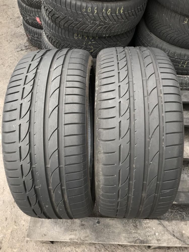 BRIDGESTONE 235/40r19 пара резина шини б/у склад оригінал літо