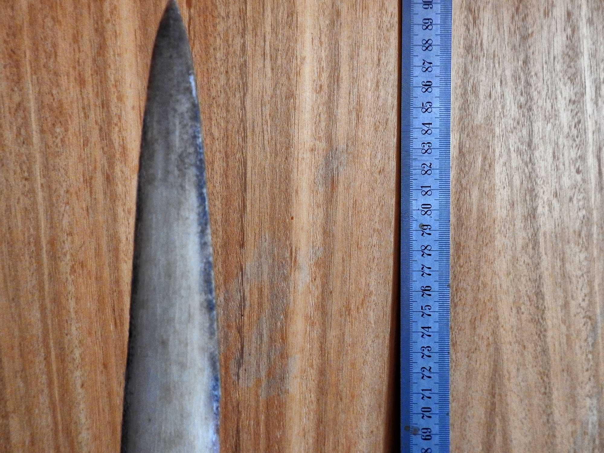 Espada (Rostrum) de Swordfish com 90 cm e base em madeira