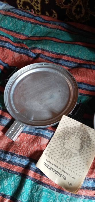 Электропечь (электрожаровня) чудо 3,5-0,6/220 в.  СССР