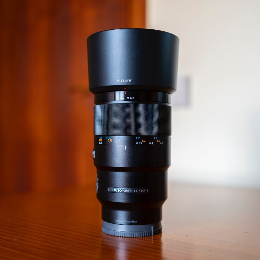 Objetiva Sony FE 90mm F2.8 Macro G OSS