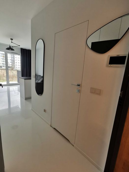 Drzwi z ukrytą ościeżnicą DRE SARA ECO 2 – dostępne od ręki