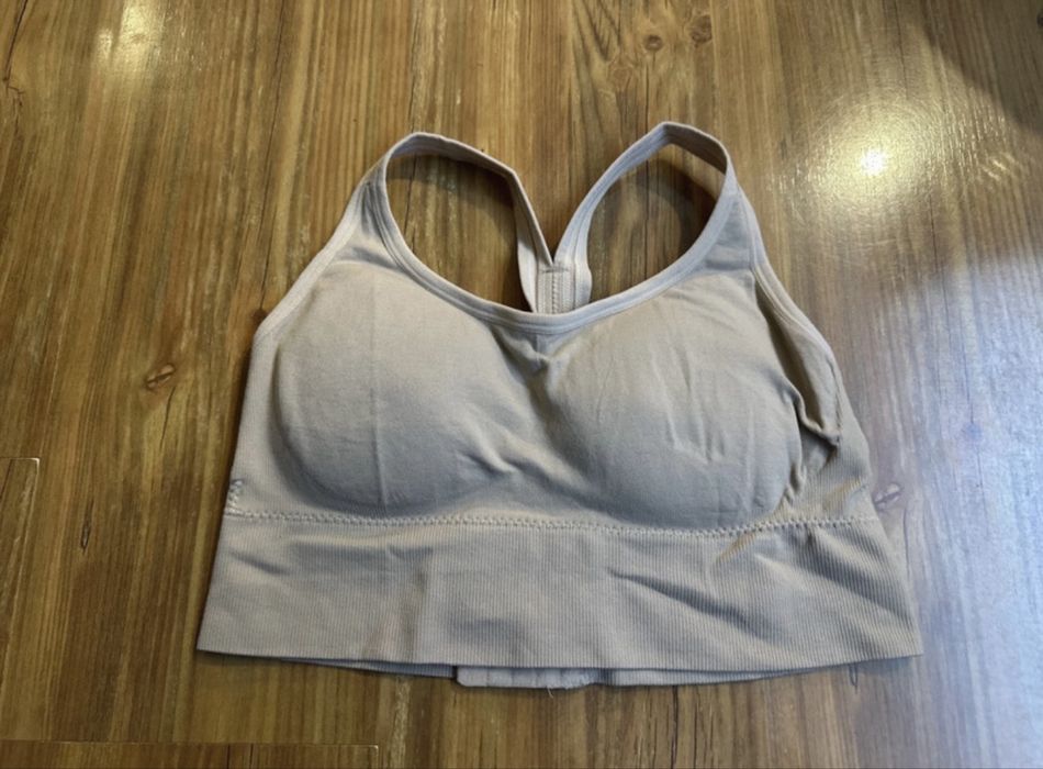 Nowy sportowy biustonosz r. XL