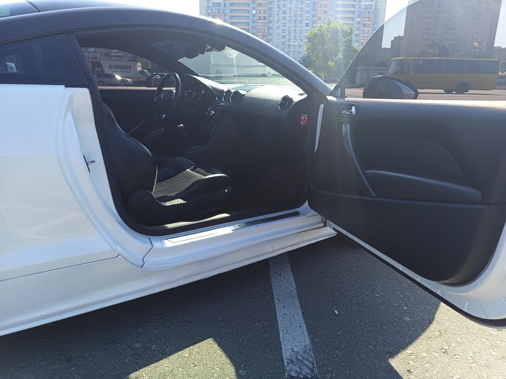 Продам Пежо RCZ в гарному стані