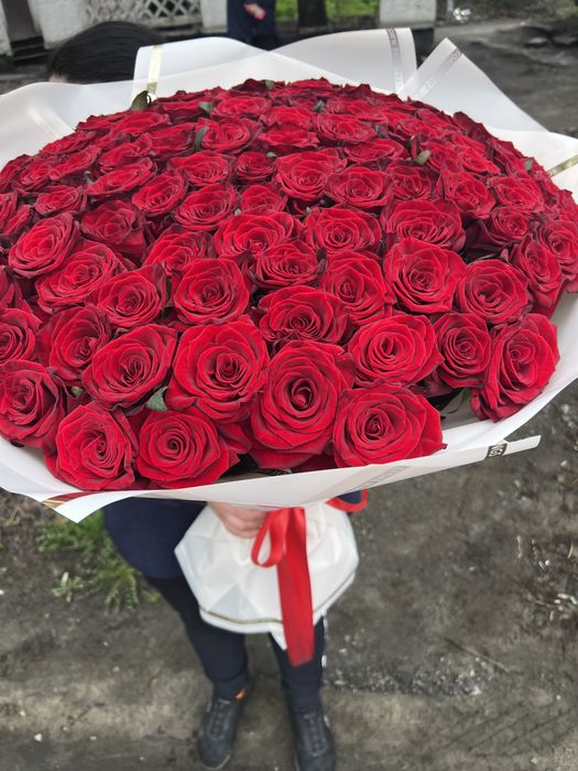 101 червона троянда!