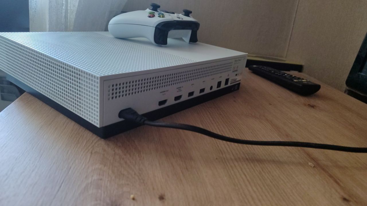 Xbox One S 500GB + геймпад, приставка, консоль,