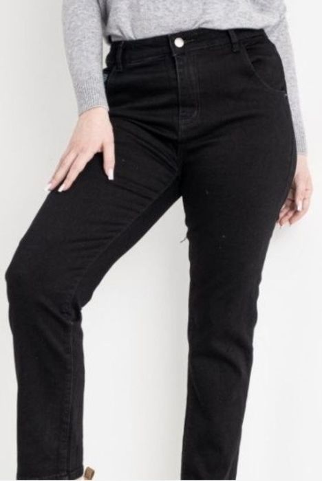 Продам женские джинсы