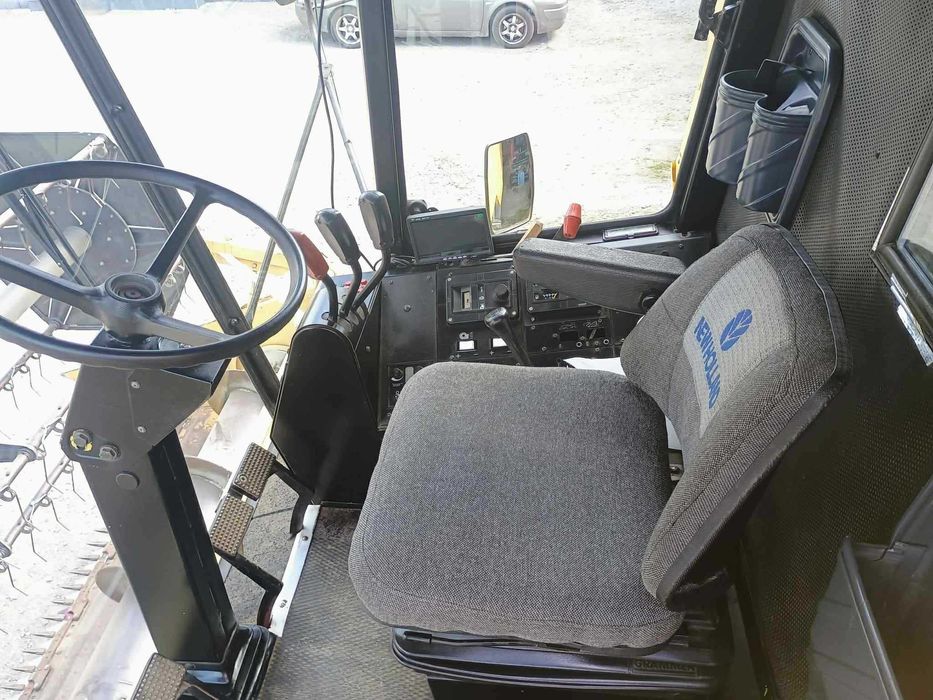Kombajn New Holland Tx 32