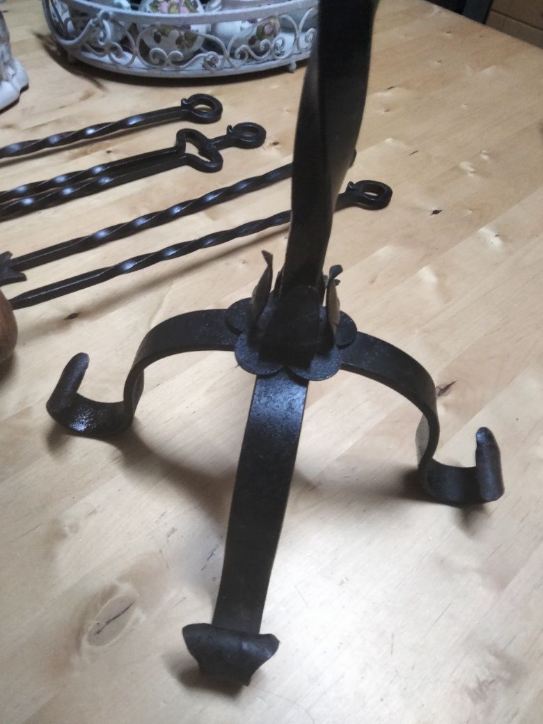 Trem para ladeira em ferro forjado