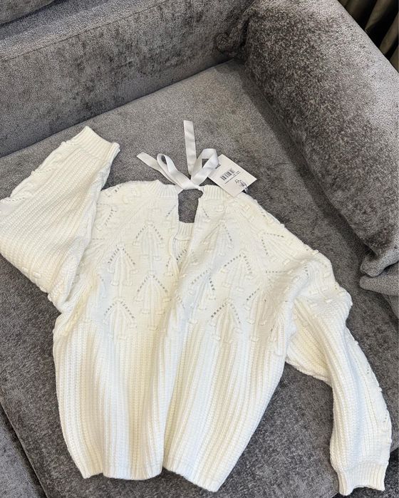 Светр оверсайз короткий