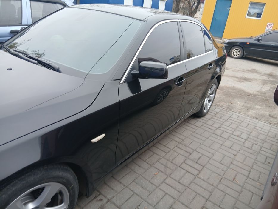 Продам БМВ е60 на полном ходу