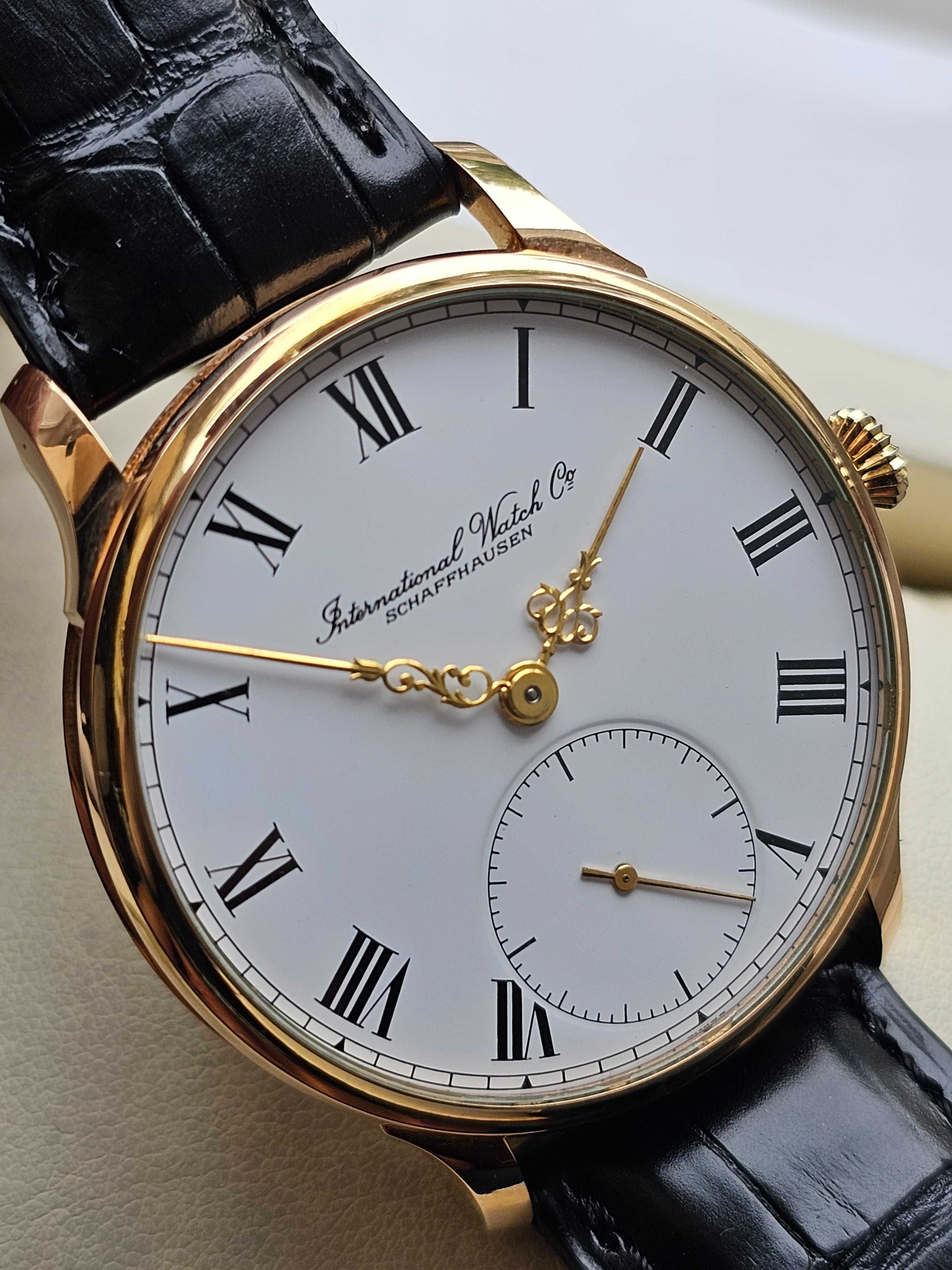 Złoty IWC Schaffhausen lite złoto 14K pasówka