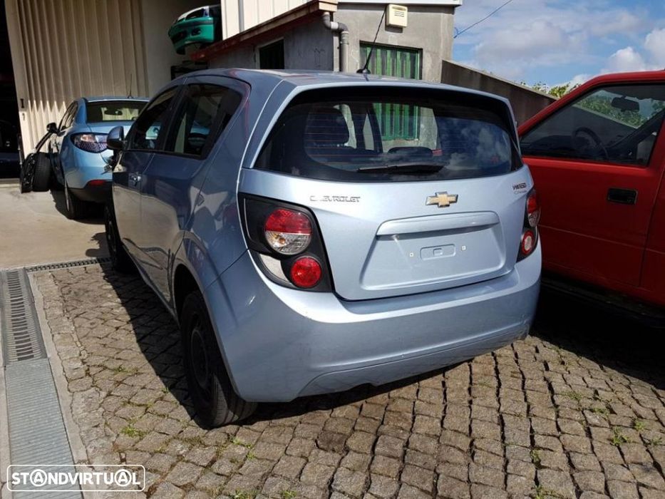 Chevrolet Aveo 2014 para peças