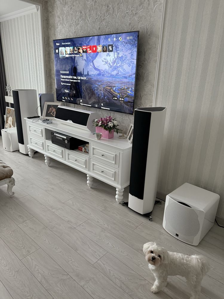 Продам игровую приставку PS5 PlayStation 5 Digital Edition как новая