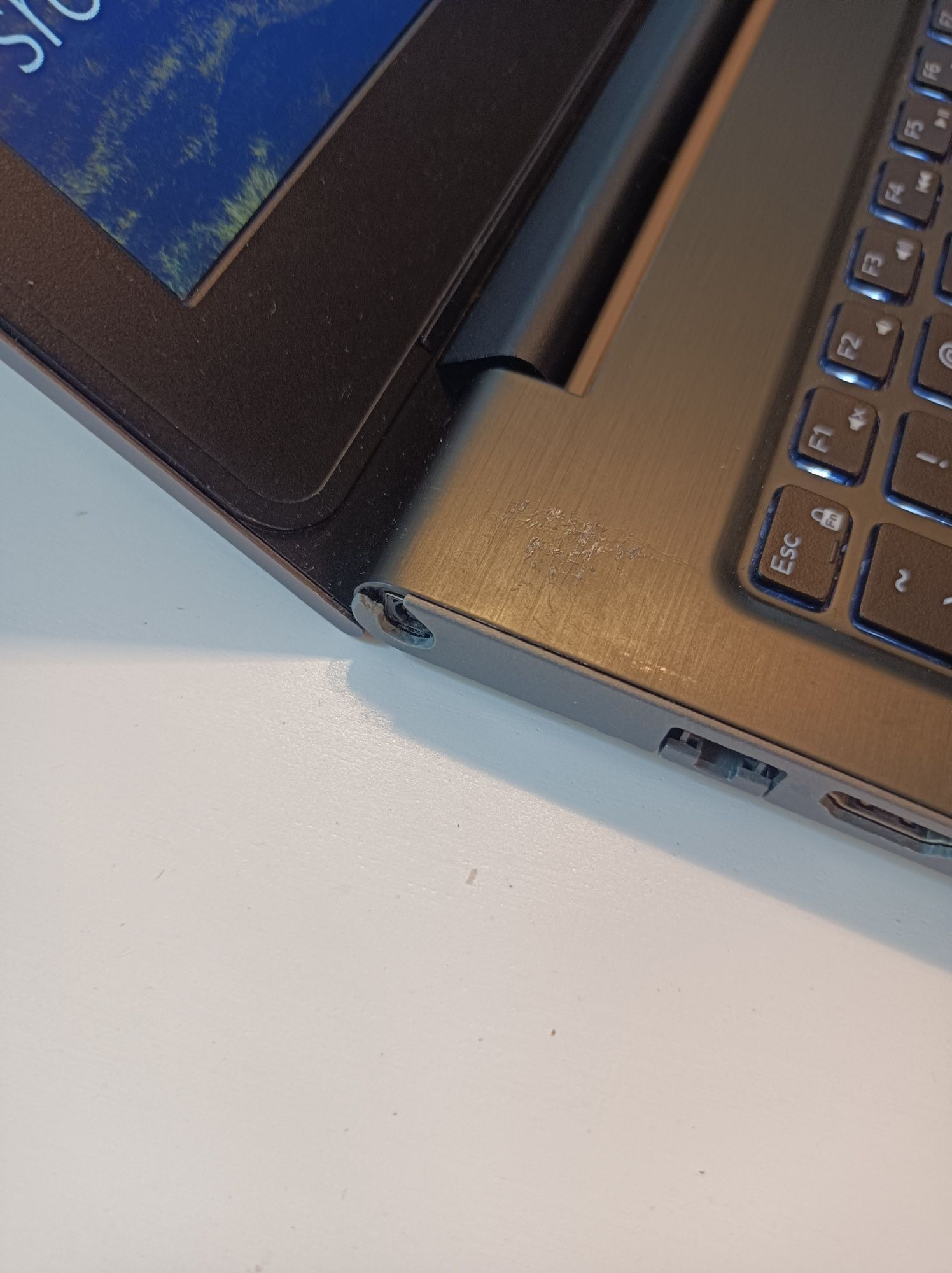 Notebook DELL Vostro 5568