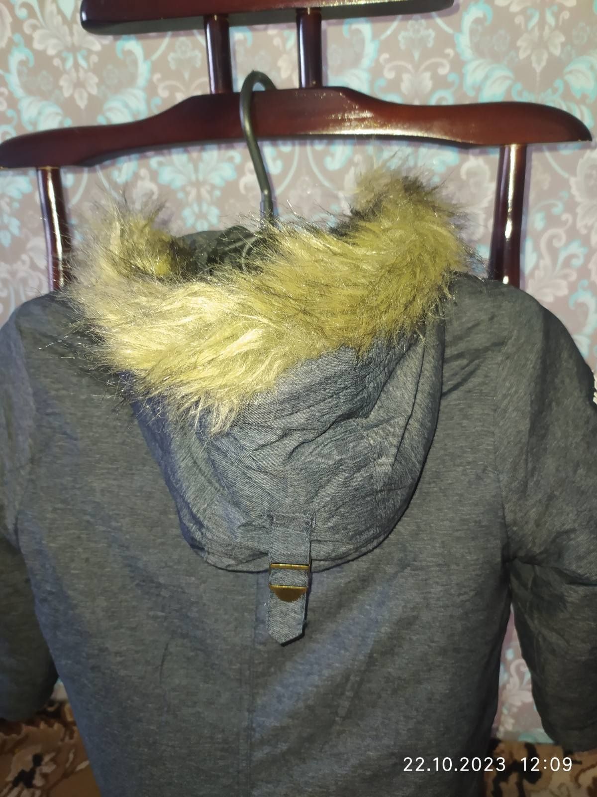 Зимова куртка для хлопчика 122 розмір