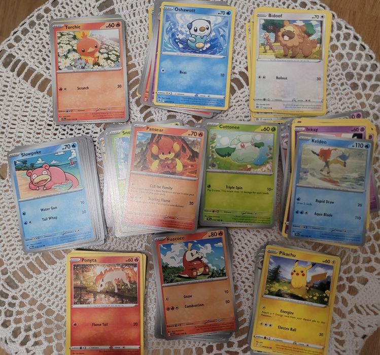 Karty Pokemon mix 200 wzorów bez powtórek.  Oryginalne.  Pikachu