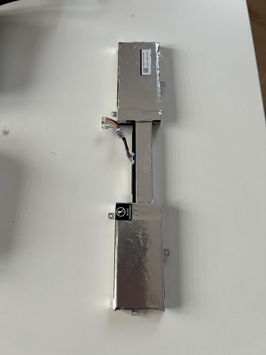 Rog Ally Z1 Extreme | 512GB | 74Wh bateria | Windows 11 FSE | Dodatki