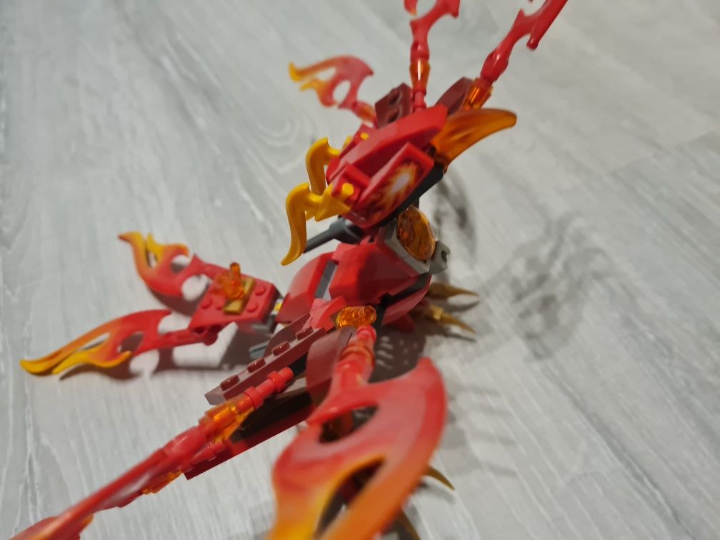 LEGO Phoenix (feniks]
