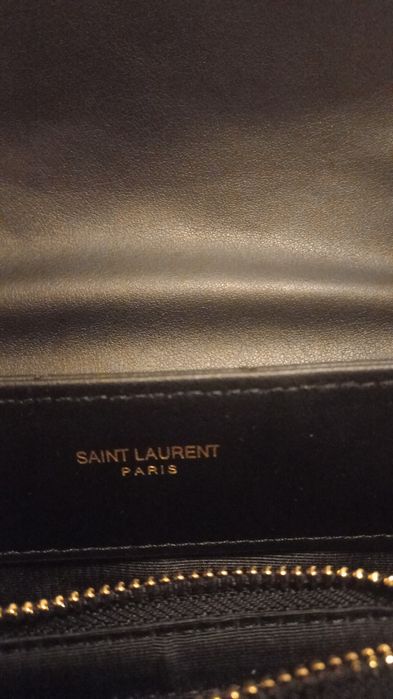 Mala YSL Preta com ferragens Douradas