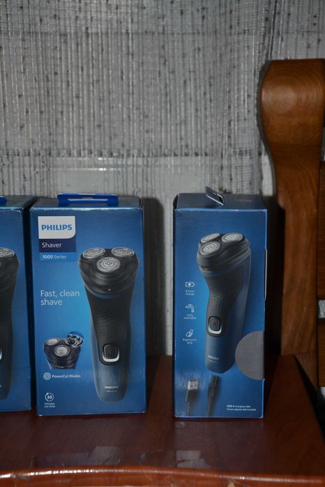 Електробритва Philips для сухого гоління Series1000 оригінал Голандія